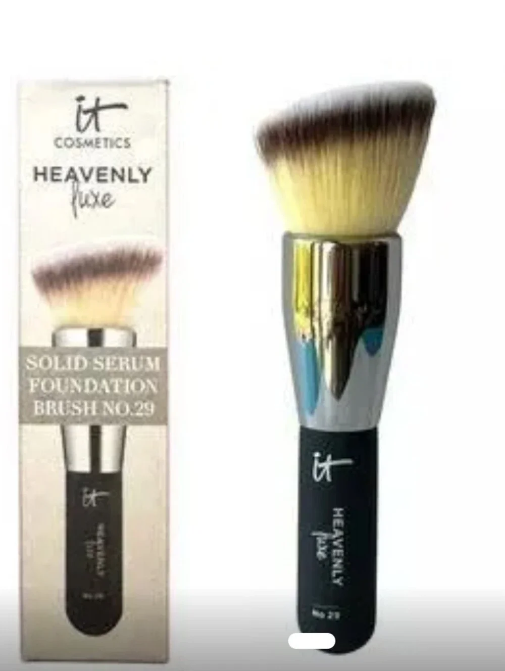 It Cosmetics Solid Serum Foundation Brush No.29